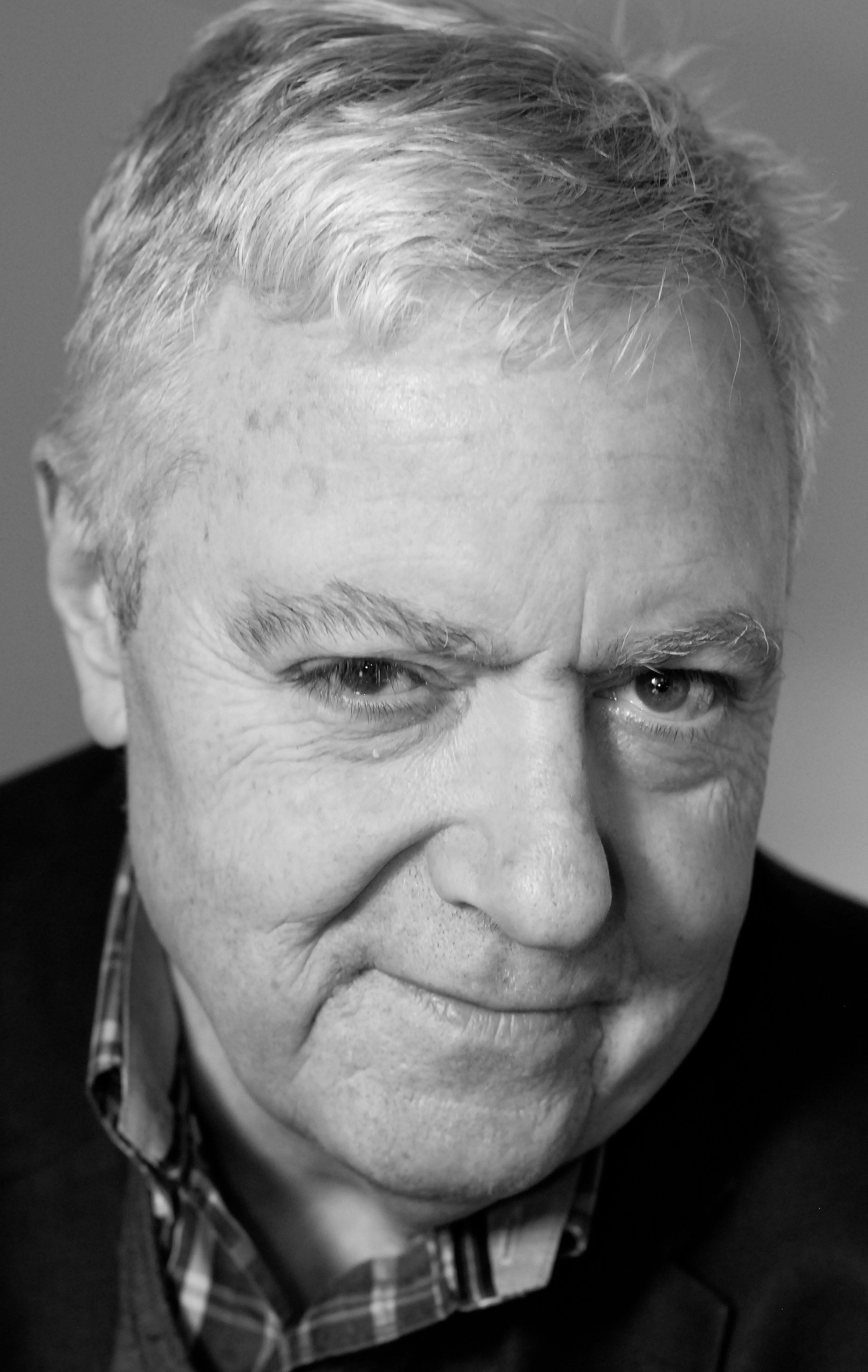 фото Джон Сешнс