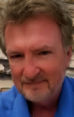 фото Патрик Брайант