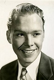 фото Кеннет Хауэлл