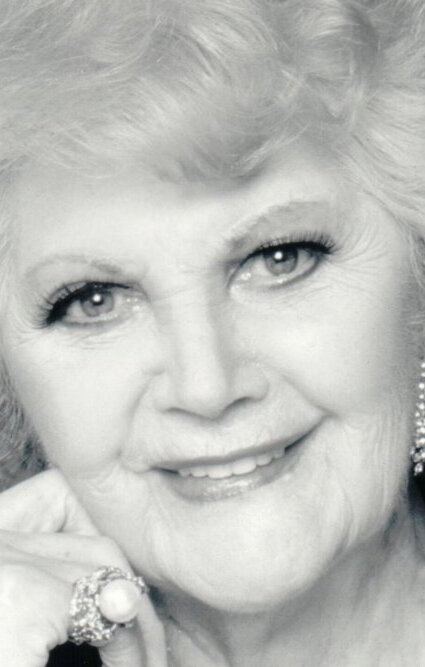 фото Стелла Адлер