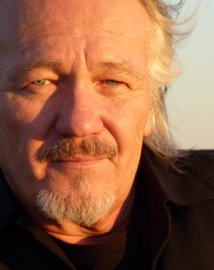 фото Лойд Кэтлетт