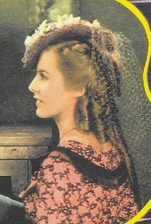 фото Полин Мур