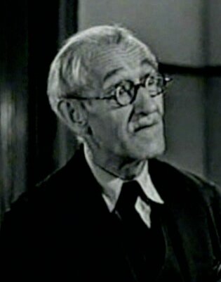 фото Эрл Двайр