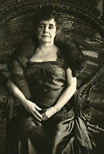 фото Флоренс Робертс