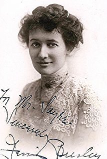 фото Jessie Busley