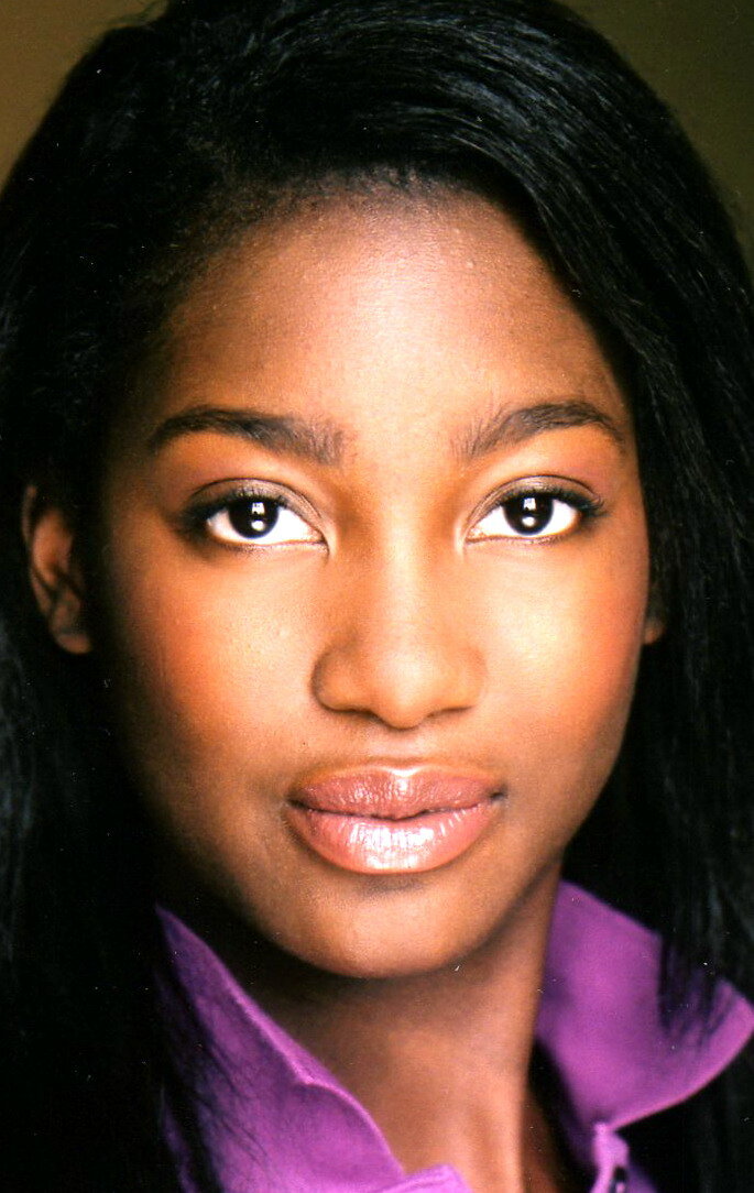 фото Мона Траоре