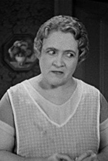 фото Мэй Уоллес