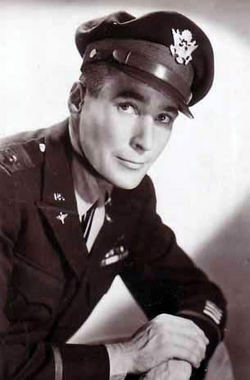 фото Дугласс Монтгомери