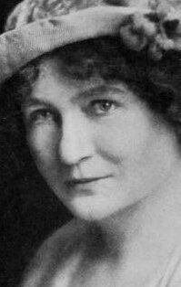 фото Стелла Адамс