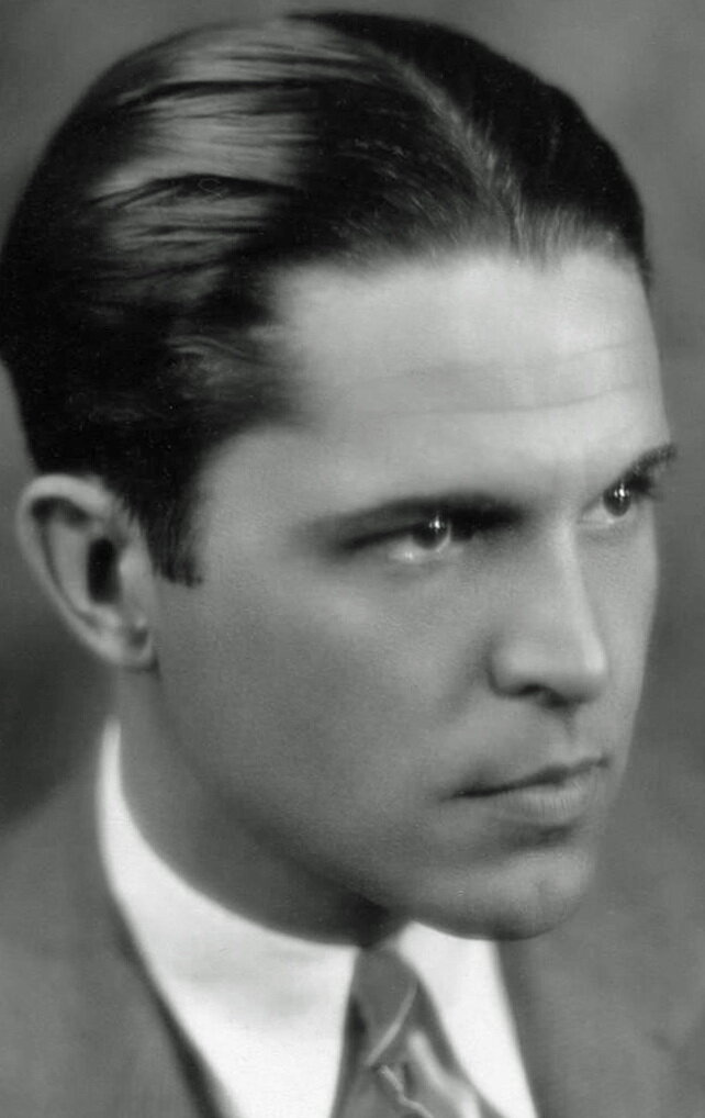 фото Малкольм МакГрегор