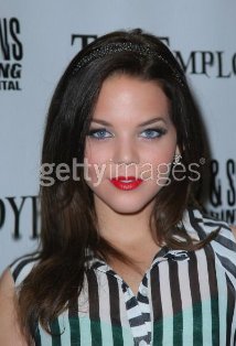 фото Кэти Уоллес