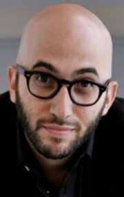 фото Адам Сэндерсон