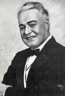 фото Ховард Трусдейл