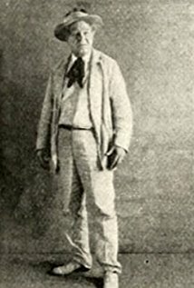 фото Райли Хэтч