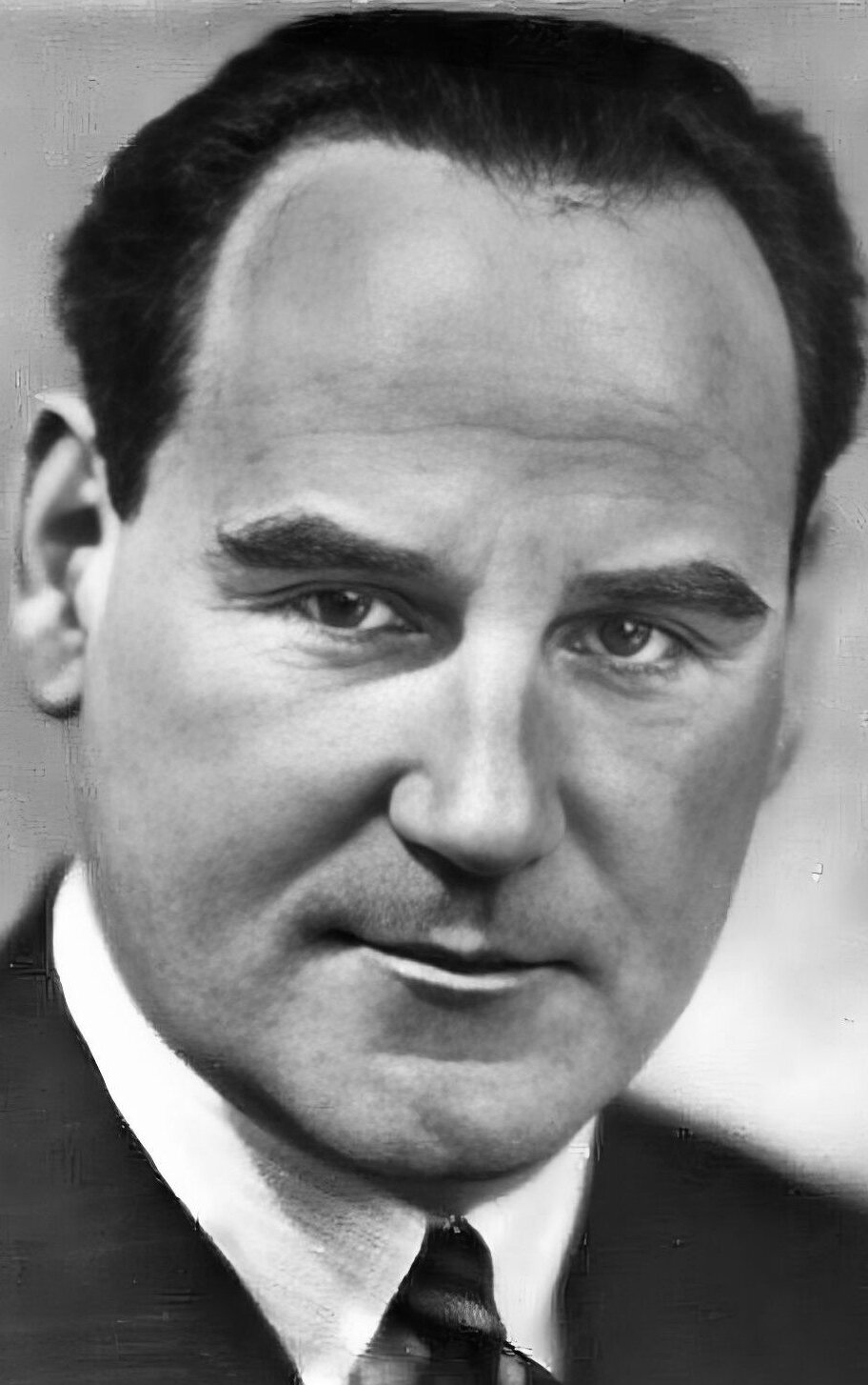 фото Ханс Адальберт Шлеттов