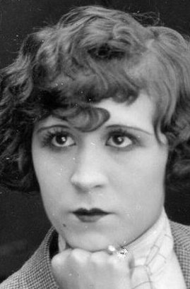 фото Вирджиния Фокс