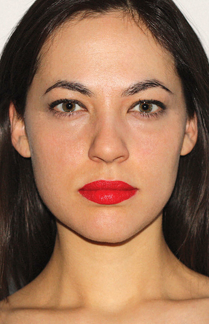 фото Кэролайн Монне