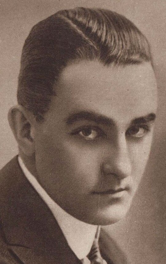 фото Уильям Кортли