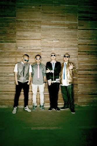 фото Far East Movement