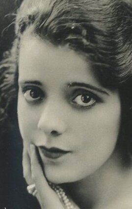 фото Альма Рубенс