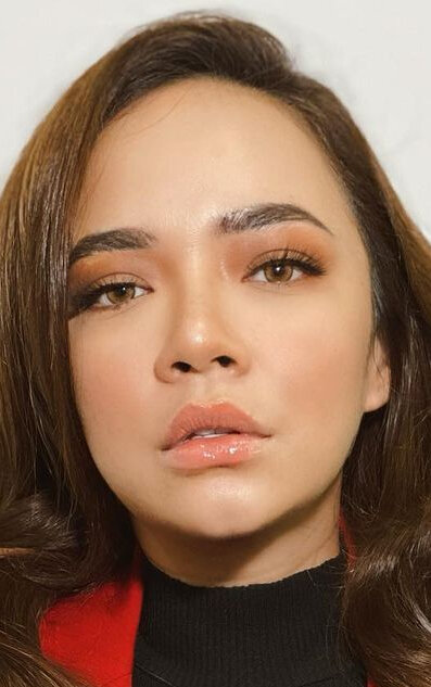 фото Нора Даниш