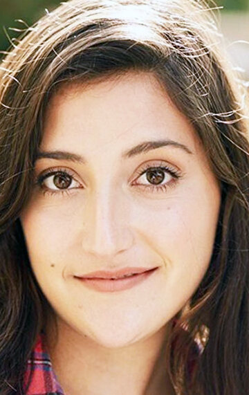 фото Хейли Голдштейн