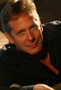 фото Скотт Брюс