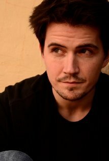 фото Патрик Джеймс Линч