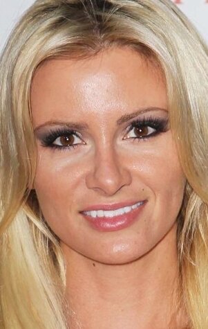 фото Эйприл Роуз