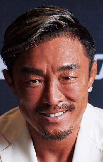 фото Ёсихиро Акияма