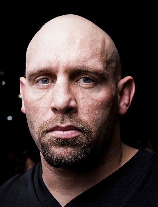 фото Шэйн Карвин