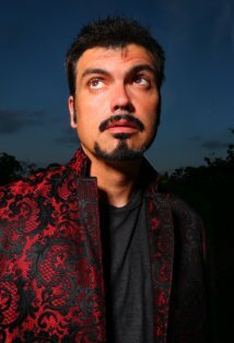 фото Ларри Уэйд Каррелл