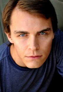 фото Уайатт Биссел