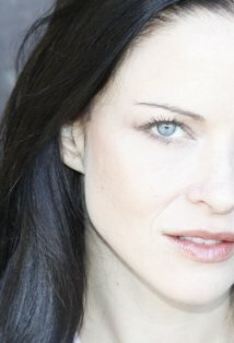 фото Констанс Бреннеман