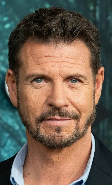 фото Ллойд Оуэн