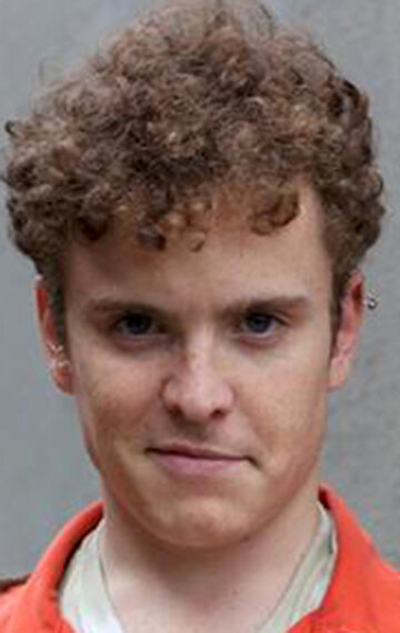 фото Джош МакГуайр