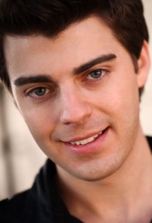 фото Спенсер Хэрлан