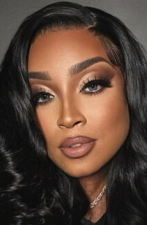 фото Таниша Томас