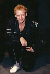 фото Джои Харлоу