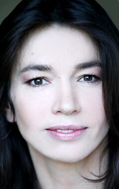 фото Карин Адровер