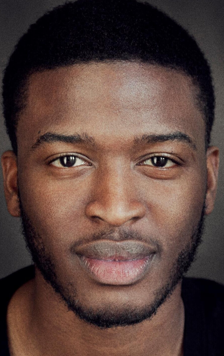 фото Закари Момо