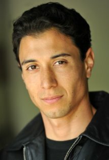 фото Адам Сузуки