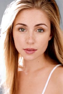 фото Джулия Дэннис