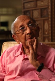 фото Лестер Джеймс Перьес