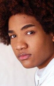 фото Джастин Пьер Эдмунд