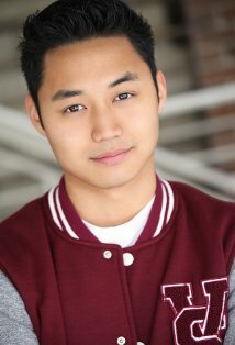 фото Адам Кенг