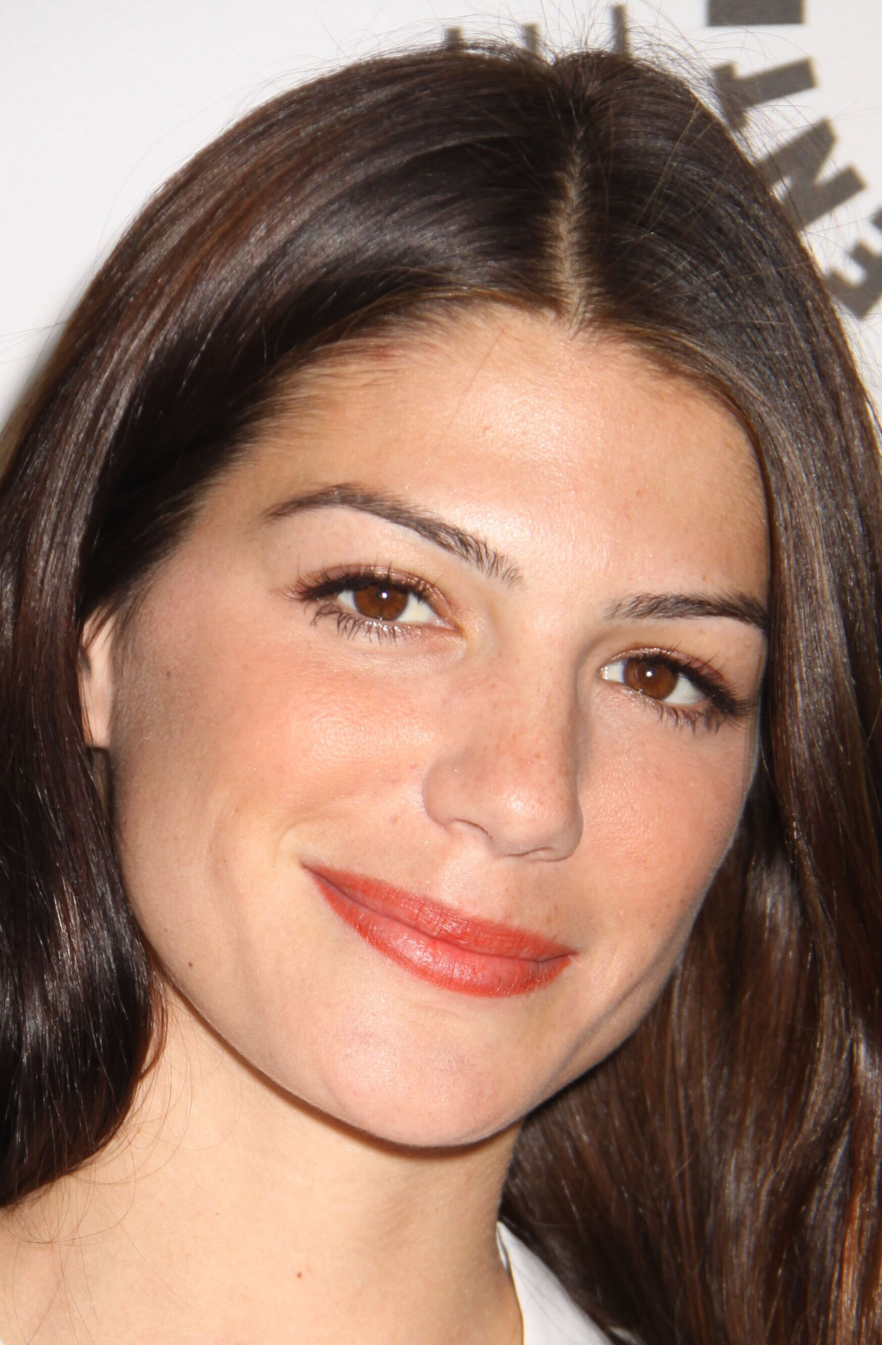 фото Женевьев Падалеки