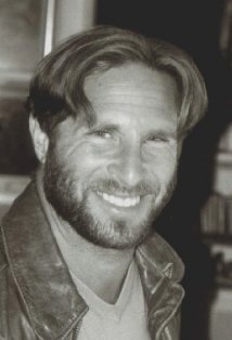 фото Robert Kabakoff