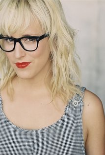 фото Хлоя Сандерс