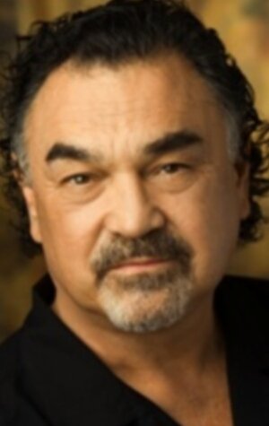 фото Фрэнк Кавестани